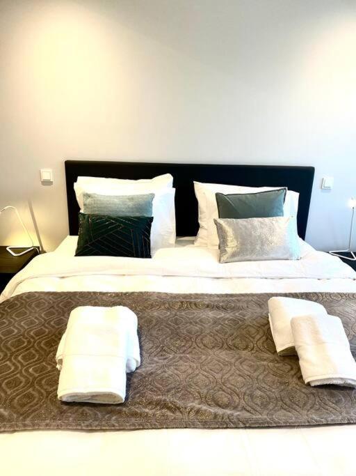 Two Bedrooms In Limpertsberg With Free Parking Luxemburg